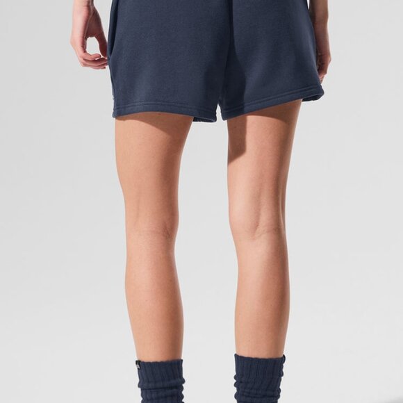 Alo Yoga Accolade Short Navy - Picture 4 of 4